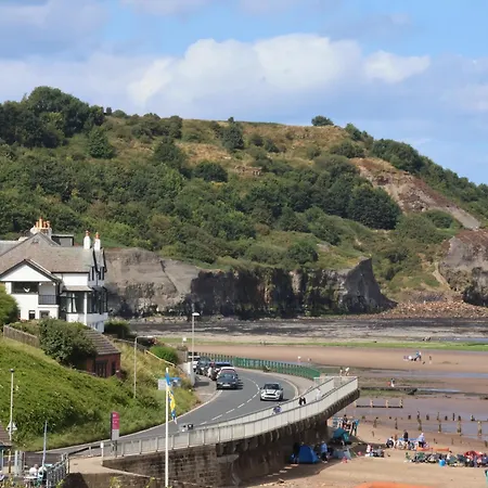 Seacliff * Whitby